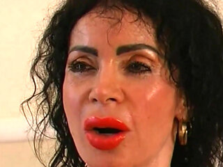 This Slutty MILF Shows Us Her Ass and Masturbates for Us in Front of the Camera