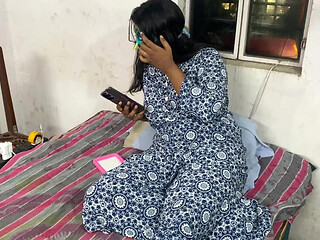 Indian Bhabhi Ne Apne Boyfriend Ko Call Kar ke Bulaya Aur Bathroom Me Kiya Sex. Clear Hindi Audio