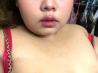 My Filipina stepsister took off her hijab and made this video for me on her phone.