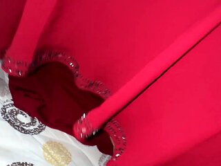 Big Ass Moroccan Hot Muslim 20 Year Old Single Girl Is so Hot on Bed Now She Want Fuck From Stranger