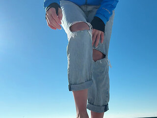 Walking on the Beach Calls for a Quick Orgasm!