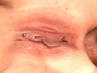 Ingenious Bella's shaved clip