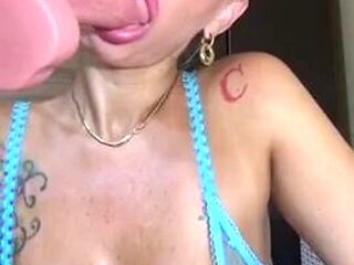 Blonde With Natural Big Boobs Loves Putting A Toy In Her