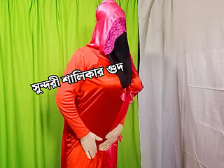 Newly married beautiful woman Riya