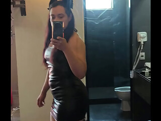 Yannin love 69 esta gatita quiere maullar