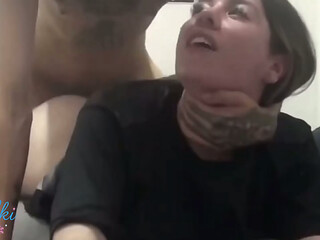 ESSA DA O CU RINDO, DUVIDO VC N&Atilde_O GOZAR COM ELA VESGA