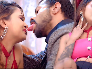 Sautele baap ne sauteli beti ko nanga karke puri raat choda