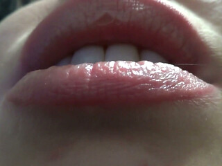 Big full lips, teeth and moaning  fetish!