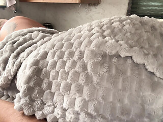 Stepsis shares warm bed on rainy day, fucks hard and gets creampied