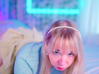 Cheating with Your Girlfriend's Bully