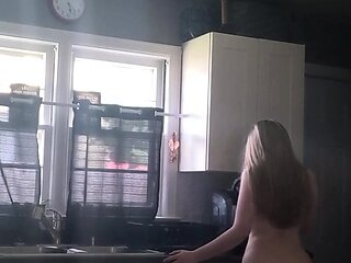 Close up MiLF getting it in the ass