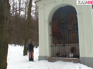 Blonde bitch enjoys riding a fat cock in the snow