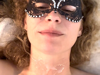 Sucking big balls for a pearl necklace