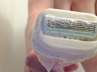 BBW Shaving Pussy and Fupa Cumpilation