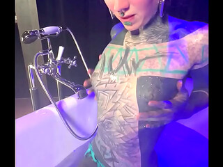 Tattoo Girl Strapon Mode ANAL &amp_ Solo