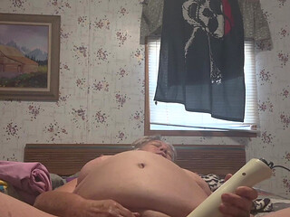 Love on My Grannys Slutty Nakedness