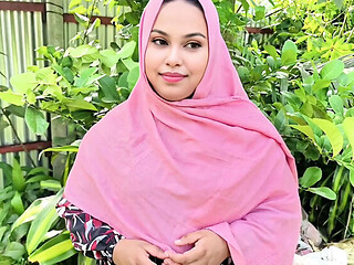Desi Girl Sex Looking So Beautiful  Hot Bangladeshi Village Bhabhi Blowjob Fingering Cowgirl Cum In Mouth HD Homemade MMS
