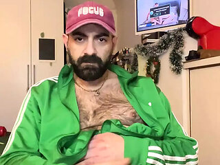 Green sweatshirt but no underwear