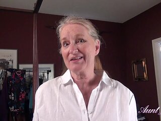Your Step-Mom Maggie Wakes You Up, Gives You A Nice Morning Treat POV
