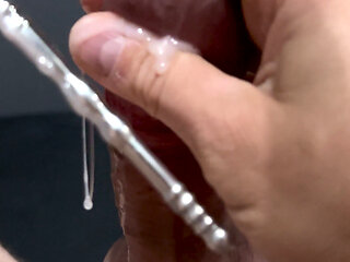 Urethralfucking, Ejaculation in the Dilator