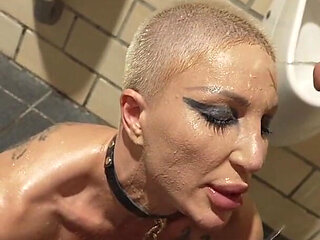 Monstar Xxl Schwanz - Pisst Und Fickt Pervers