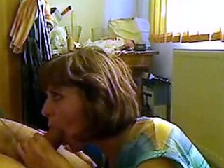 Mom gives young neighbor a blowjob - amateur homemade video