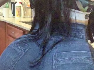 Amateur super hot brunette masturbating 3 mp4