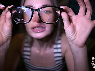 Glasses girl gives sloppy blowjobs before a cumshot
