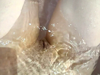 Bath Compilation - Underwater Peeing, Masturbation & Breeding Dirty Talk Close up