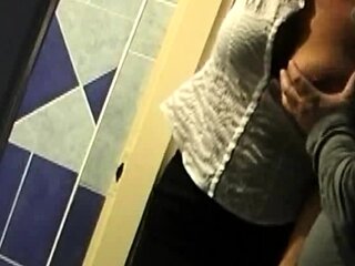 This large amateur cam girl has some very big boobs