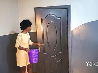 Ebony Babe Bends Over For BBC Before Her Manager Returns