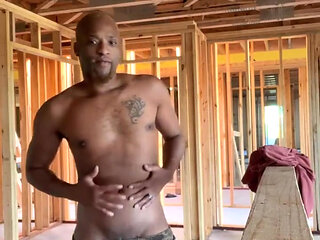 Kennie Jai Nude in Outoor!