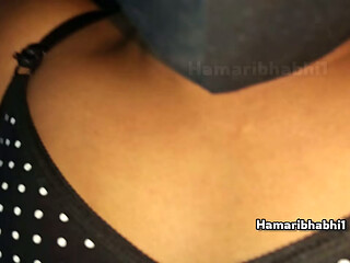 Hindi Dirty Talking Chubby Indian Desi MILF Bhabhi in Sexy Saree Calls Neighbor Boyfriend for Hard Pussy and Ass Fuck.