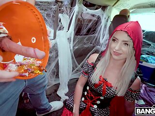 Little Red Riding Hoe