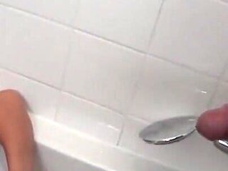 Pissing Fun