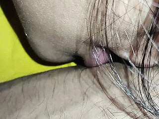 Indian beauty gets fucked in a real homemade scene