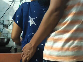 Malik gave the maid the pleasure of fucking in the kitchen.