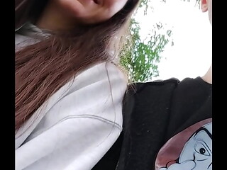 18 YO tinder date enjoys a hard fuck with a stranger just met in the park