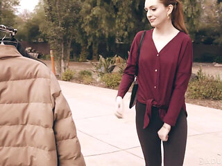 Transfixed - Maya Kendrick's Passionate Sexual Encounter with Gorgeous Stranger Aspen Brooks