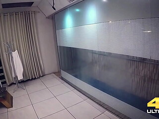 Sauna do sexo com ga&uacute_cho e bucetas gostosas