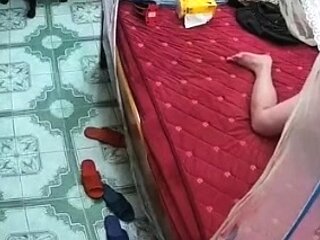 Amateur Big Titted Brunette Get Fucked On The Couch