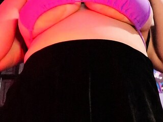 Love Chat Big Boobs Brunette Masturbating For Cam