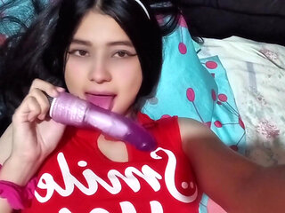 The Porn Actress Makes a Video Call with a Fan From Colombia
