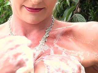 Naughty British MILF Elegant Eve Washes Her Hot Naked Body Outside