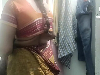 Indian desi hot Village wife removing saree in front of har boyfriend