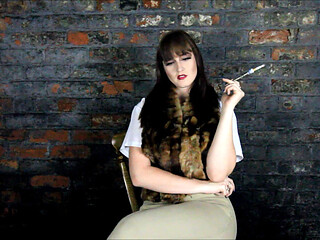 Vivienne L'amour - Smoking Fettish