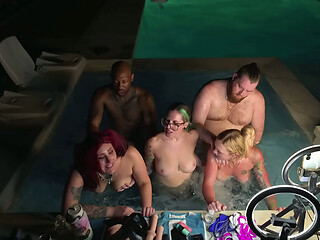 Hardcore Hot Tub Orgy Deliah Grace, Lilith Fox, Nikki Zee &amp_ WCA productions