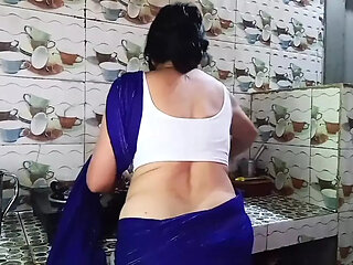  MAINE MERI FRIEND ko Invited her sister's friend to her room and fucked her