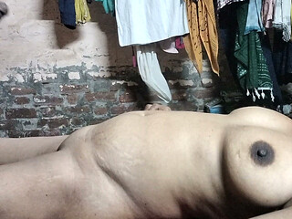 Lifted the Desi Bhabhi's Leg and Had Sex with Her