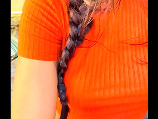 O enteado n&atilde_o consegue descansar no sof&aacute_, ent&atilde_o assista a madrasta se masturbando e transe com ela mais tarde na cama compartilhada Roseredvip